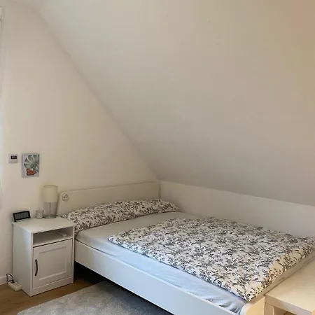 Ruhige Ortsrandlage 3 Privatunterkunft