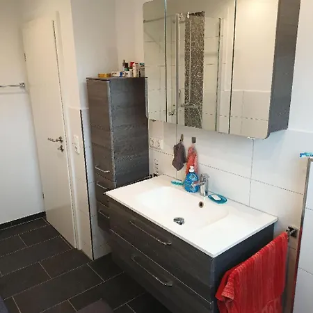 Privatunterkunft Ruhige Ortsrandlage 3