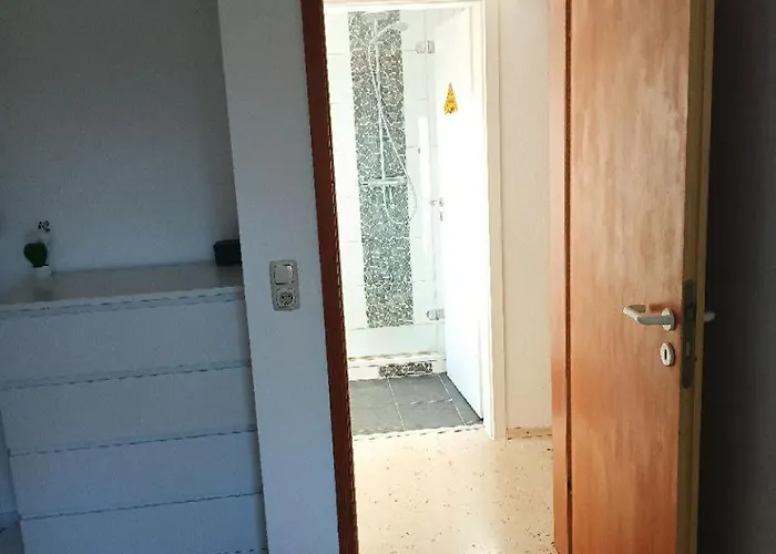 Ruhige Ortsrandlage 3