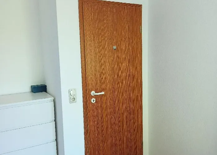 Ruhige Ortsrandlage 3 *