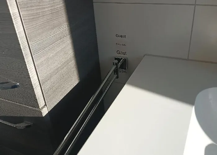 Ruhige Ortsrandlage 3 *